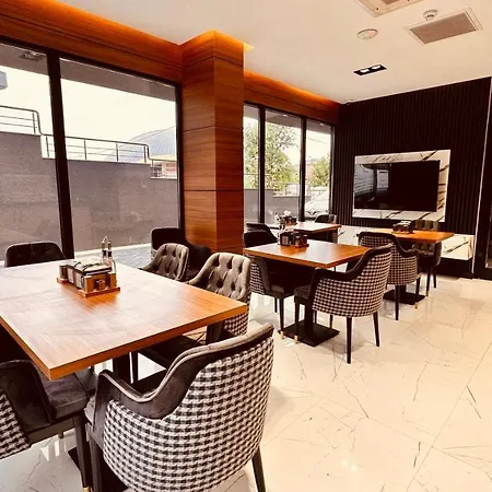Aparthotel Golden Airport - Trabzon